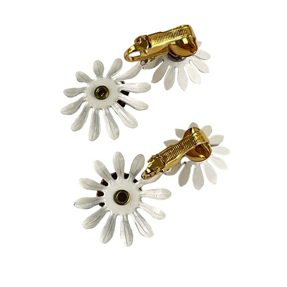 Vintage Daisy Flower Clip-On Earrings White & Yellow Retro Style For Women - Picture 7 of 8
